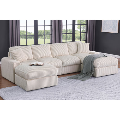 Tolzmann Sectional Sofa With 2 Ottomans